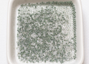 Бисер Япония DEMI 11/0 10г 1070 хрусталь/изумруд, окрашенный изнутри